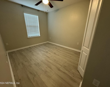 8224 Halls Hammock Court - Photo Thumbnail 13