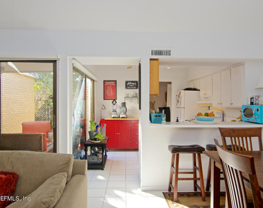 223 Orange Street - Photo Thumbnail 4