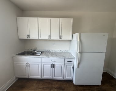 7351 N Damen Avenue - Photo Thumbnail 15