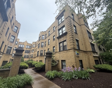 7351 N Damen Avenue - Photo Thumbnail 4
