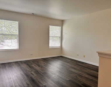 24121 Walnut Circle - Photo Thumbnail 12
