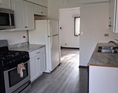 1633 Leytonstone Drive - Photo Thumbnail 2