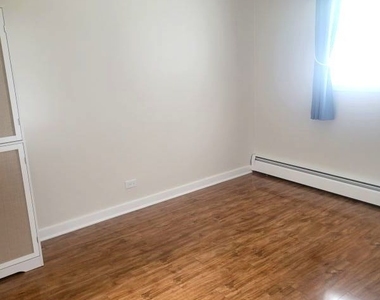 10408 Cindy Jo Avenue - Photo Thumbnail 8