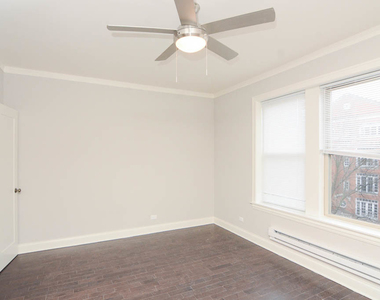 640 W Wrightwood Avenue - Photo Thumbnail 10
