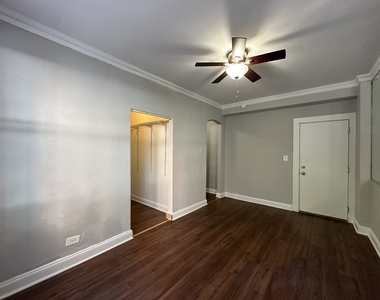 661 W Sheridan Road - Photo Thumbnail 10