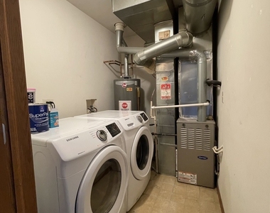 3609 Roanoke Avenue - Photo Thumbnail 15