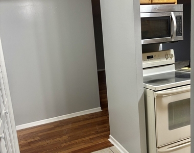 18 E Old Willow Road - Photo Thumbnail 1
