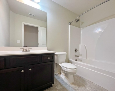 330 Holdings Drive - Photo Thumbnail 21