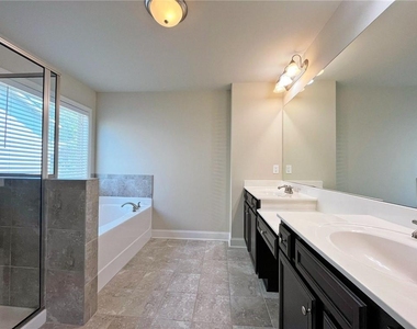 330 Holdings Drive - Photo Thumbnail 18