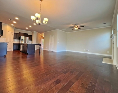 330 Holdings Drive - Photo Thumbnail 10