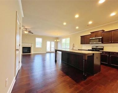 330 Holdings Drive - Photo Thumbnail 3