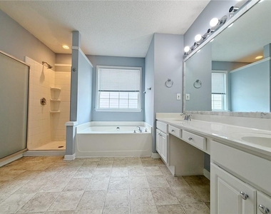 11545 Carriage Park Lane - Photo Thumbnail 19