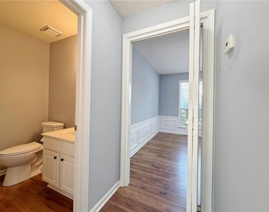 11545 Carriage Park Lane - Photo Thumbnail 6