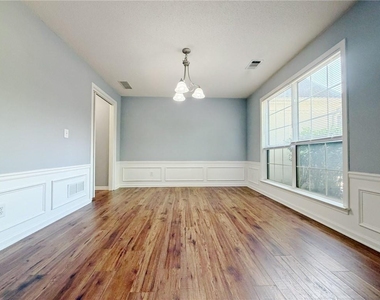11545 Carriage Park Lane - Photo Thumbnail 5
