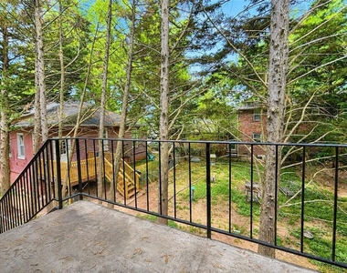 3193 E Point Street - Photo Thumbnail 17