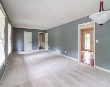 1291 Stephens Street Sw - Photo Thumbnail 11