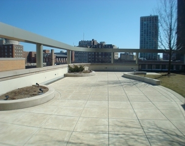807 Davis Street - Photo Thumbnail 16