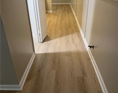 802 N Park St Street - Photo Thumbnail 2