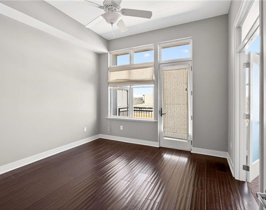 201 W Ponce De Leon Avenue - Photo Thumbnail 10