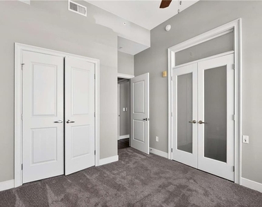 201 W Ponce De Leon Avenue - Photo Thumbnail 16