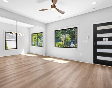 646 Robert Street Nw - Photo Thumbnail 6