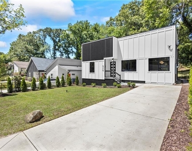 646 Robert Street Nw - Photo Thumbnail 1