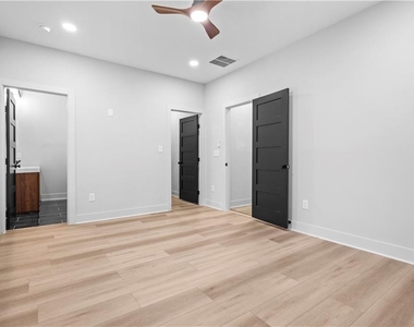 646 Robert Street Nw - Photo Thumbnail 13
