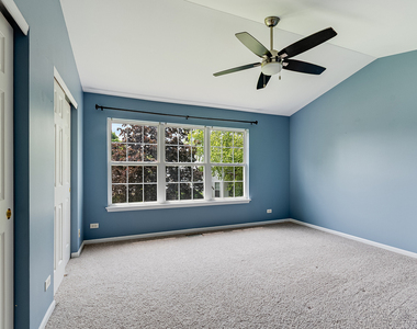 913 Genesee Drive - Photo Thumbnail 13