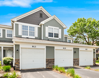 913 Genesee Drive - Photo Thumbnail 1