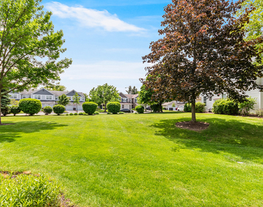 913 Genesee Drive - Photo Thumbnail 22