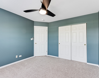 913 Genesee Drive - Photo Thumbnail 18