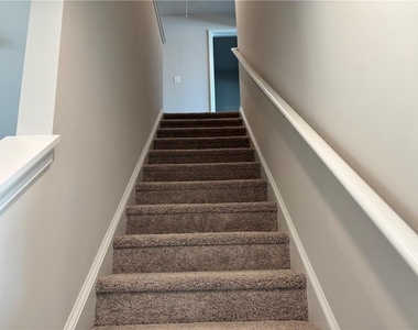 101 Lavender Circle - Photo Thumbnail 11