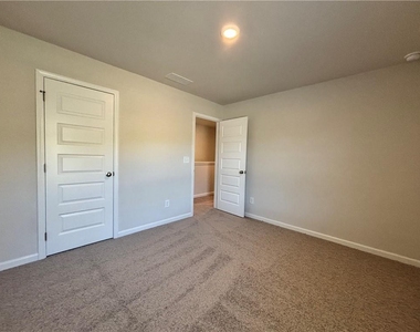 101 Lavender Circle - Photo Thumbnail 23