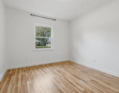 4035 Cypressdale Drive - Photo Thumbnail 11