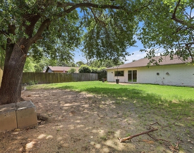 4035 Cypressdale Drive - Photo Thumbnail 16