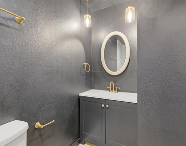 4035 Cypressdale Drive - Photo Thumbnail 13