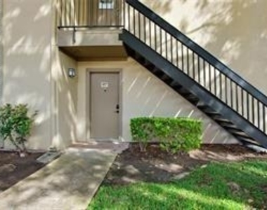 3300 Pebblebrook Drive - Photo Thumbnail 16