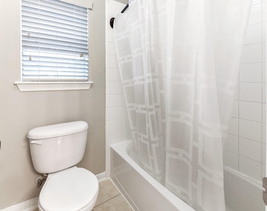 5035 Logans Landing Lane - Photo Thumbnail 28