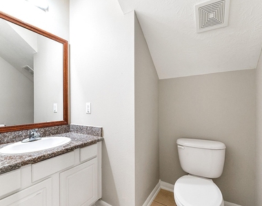 5035 Logans Landing Lane - Photo Thumbnail 32