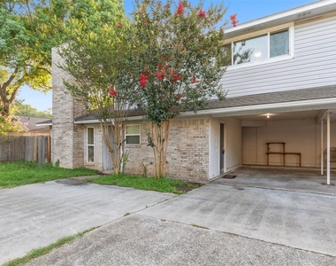 10810 Sugar Hill Drive - Photo Thumbnail 3