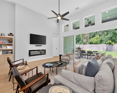 9722 Dani Lake Drive - Photo Thumbnail 19