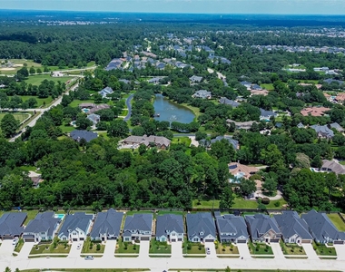 9722 Dani Lake Drive - Photo Thumbnail 45