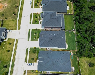9722 Dani Lake Drive - Photo Thumbnail 44