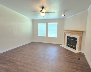 24430 Oak Hollow Boulevard - Photo Thumbnail 27