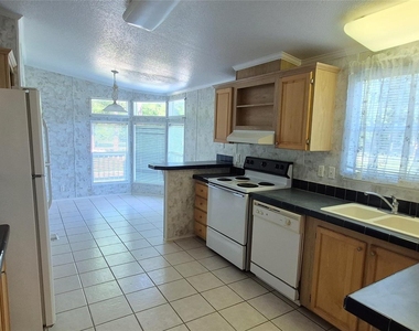 24430 Oak Hollow Boulevard - Photo Thumbnail 29