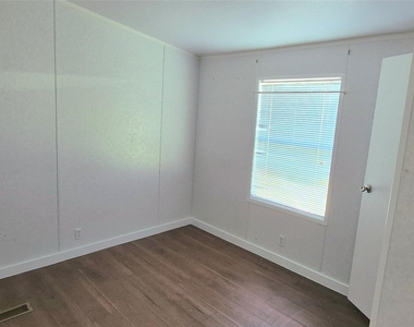 24430 Oak Hollow Boulevard - Photo Thumbnail 20