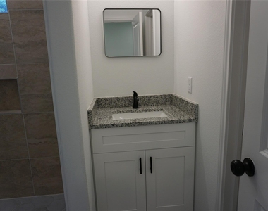 11847 Nelwood Street - Photo Thumbnail 13