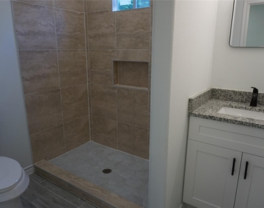 11847 Nelwood Street - Photo Thumbnail 12