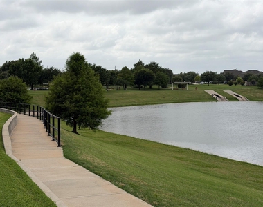 1234 Willow Plains Ln - Photo Thumbnail 28