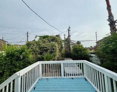 3410 Sealy Street - Photo Thumbnail 24